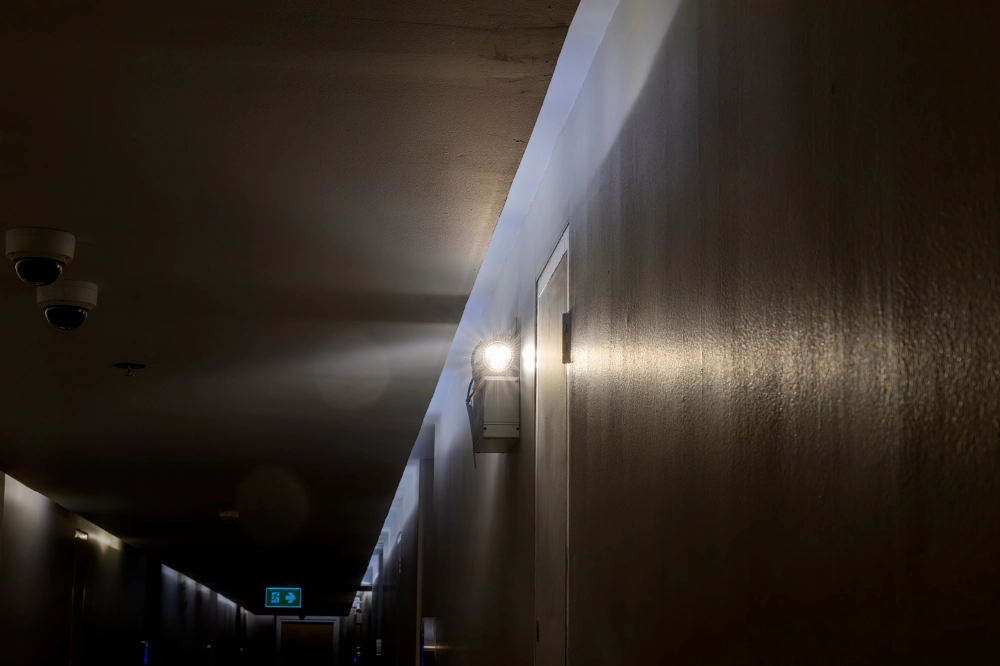 emergency lighting in hallway